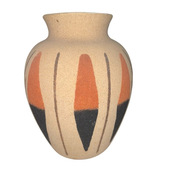 Hand-Painted Native American Navajo Southwestern Sand Art Vase – 6” Tall - Picture 4 of 13